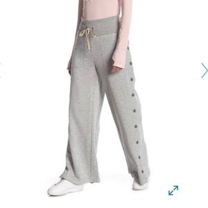 NWOT - Free People Movement Villa Snap Pants